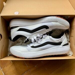 Vans Classic Black and White UltraCush Sneakers